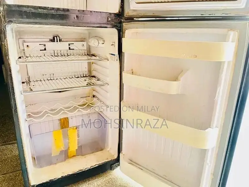 Orient 4.9 Feet Tall Fridge Freezer