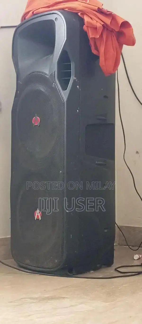 Used Speaker with Excellent Sound Quality