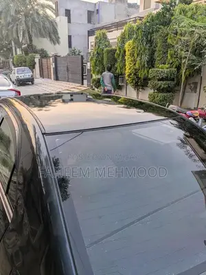 Toyota Corolla SE Automatic Saloon - Sporty Japanese Rim Edition