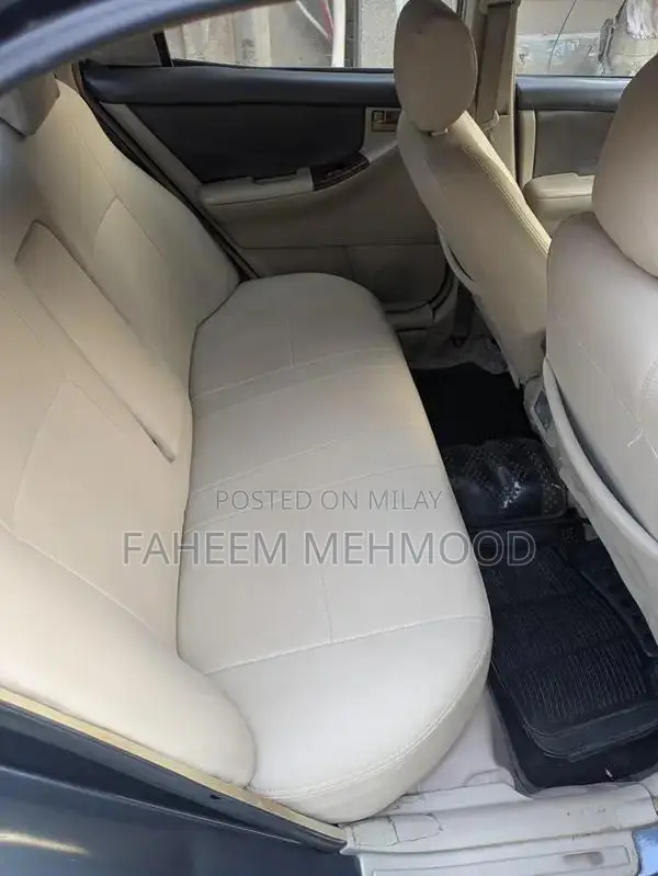 Toyota Corolla SE Automatic Saloon - Sporty Japanese Rim Edition