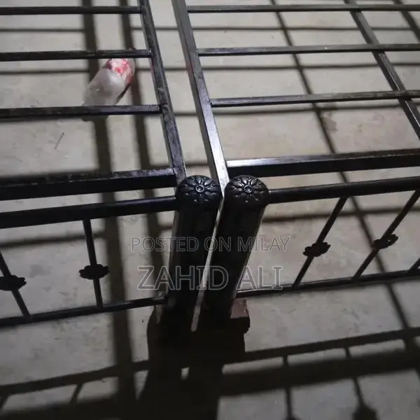 Single Bed Frame - Compact and Functional Sleeping Solution