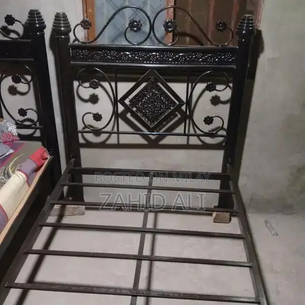 Single Bed Frame - Compact and Functional Sleeping Solution