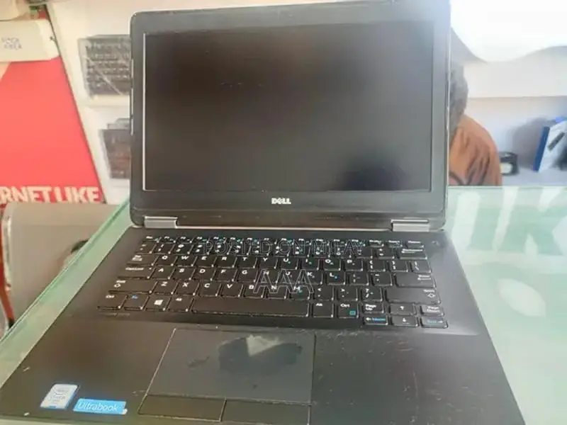 Dell Laptop E7072 Core i5 6th Gen 256GB SSD 4GB RAM
