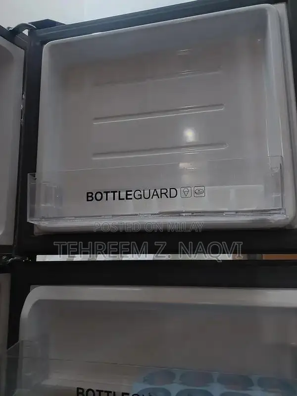 Haier 186L Double Compartment Refrigerator with Freezer