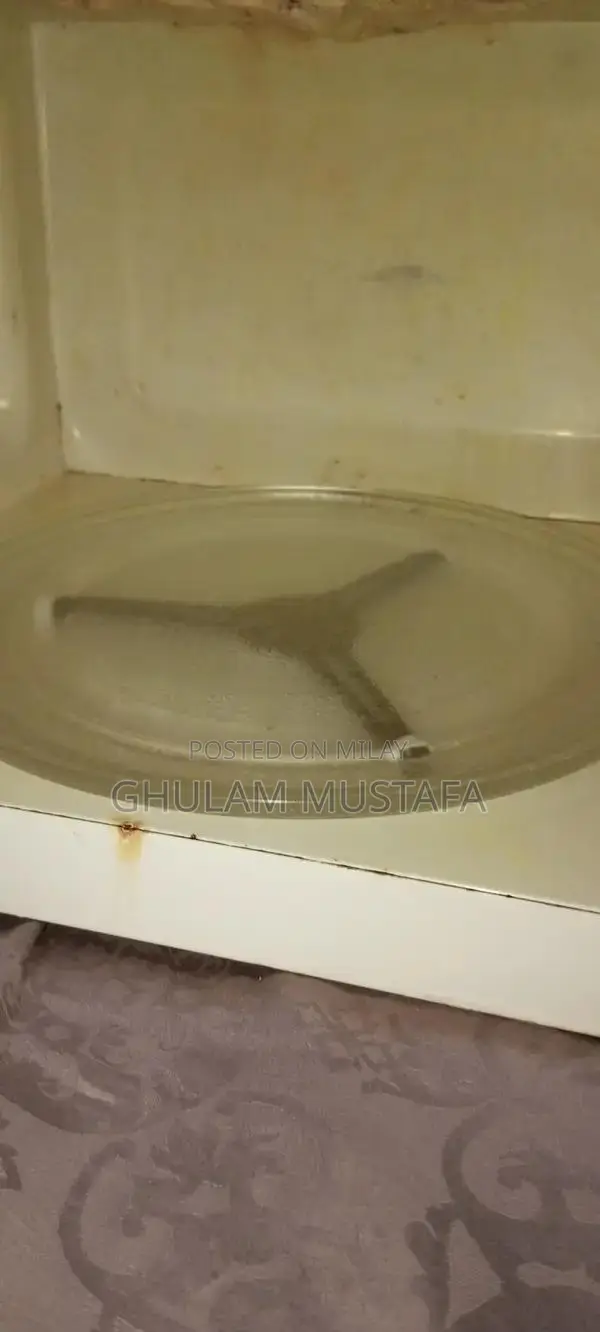 Used Microwave Oven - Excellent Working Condition