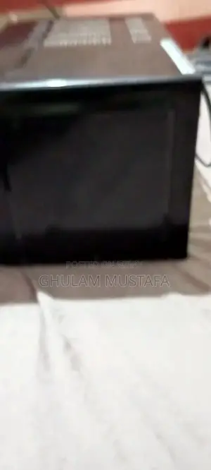 Used Microwave Oven - Excellent Working Condition