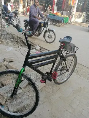 Photo - Lightweight Bicycle for Urban Commuting and Leisure Riding