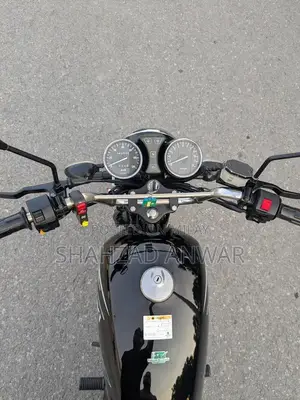 Suzuki GS 150 SE Black Motorcycle 2022 Model