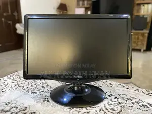 Photo - ViewSonic 20-Inch LCD Monitor HD Display