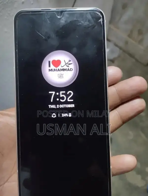 LG V60 Smartphone with High-Performance Camera and Gaming Capabilities