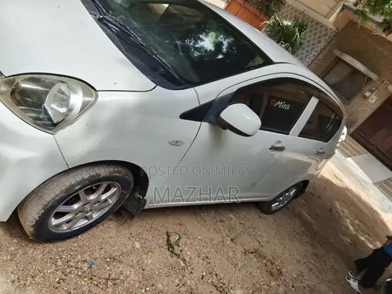 Toyota Pixis Mira Memorial Package Compact Hatchback