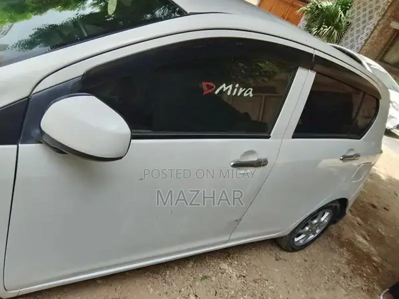 Toyota Pixis Mira Memorial Package Compact Hatchback