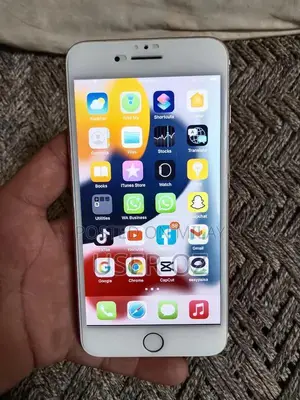 Photo - iPhone 7 Plus 128GB Rose Gold Smartphone