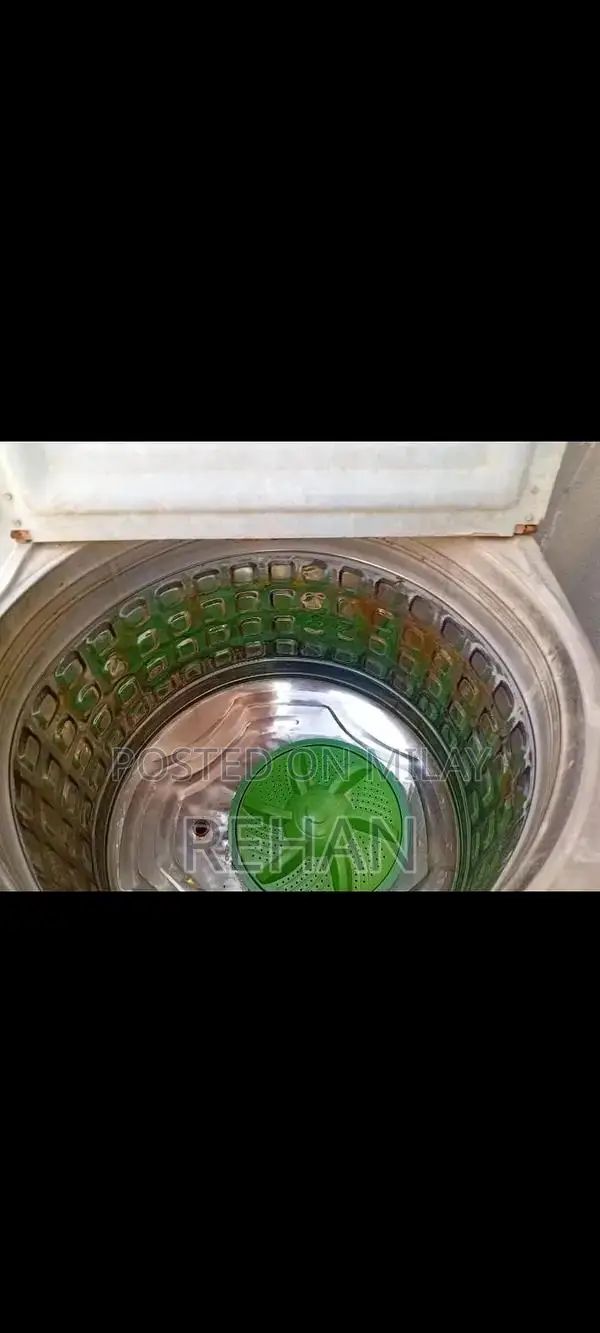 Functional Washing Machine with Smooth Operation