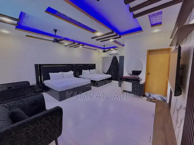 Comfortable Furnished Guest Room with Amenities