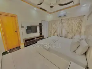 Comfortable Furnished Guest Room with Amenities