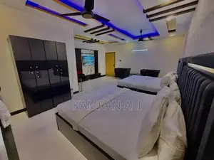 Comfortable Furnished Guest Room with Amenities