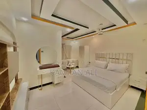 Comfortable Furnished Guest Room with Amenities