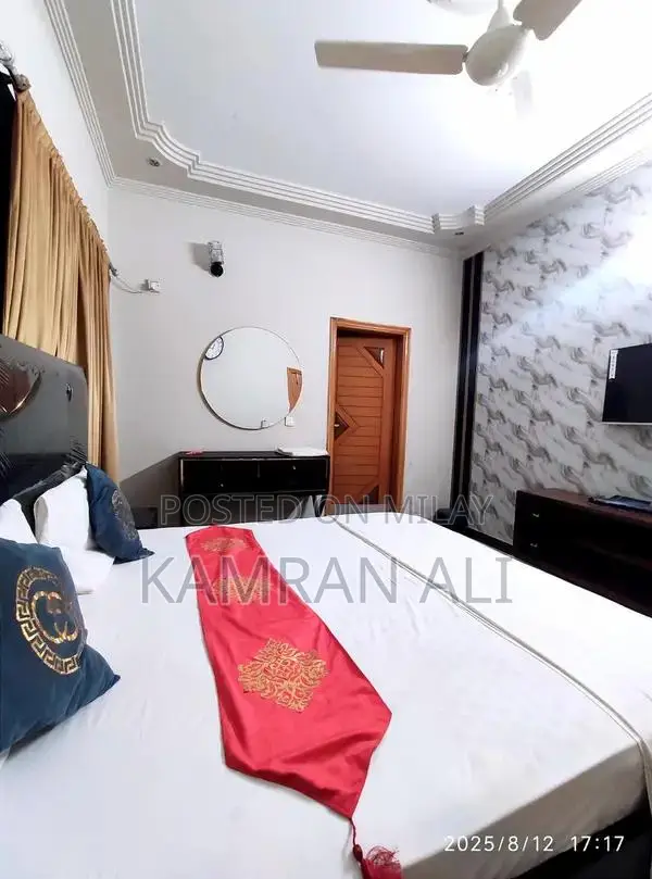 Comfortable Furnished Guest Room with Amenities