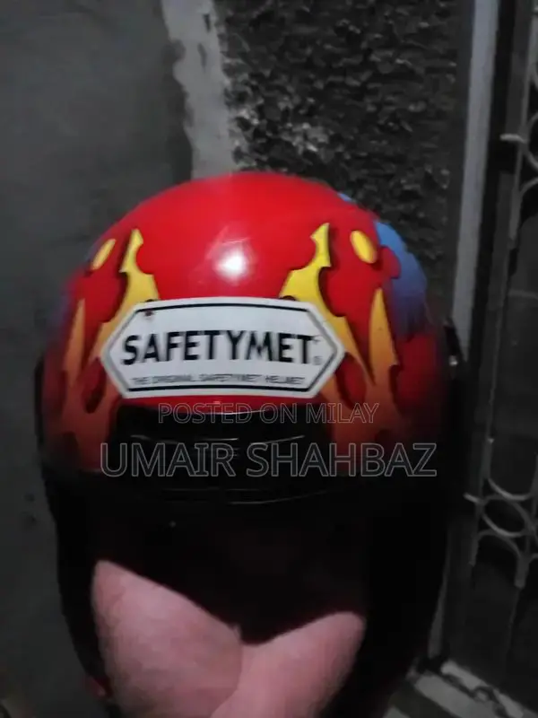 Durable Safety Met Motorcycle Helmet - Vietnamese Manufacturing