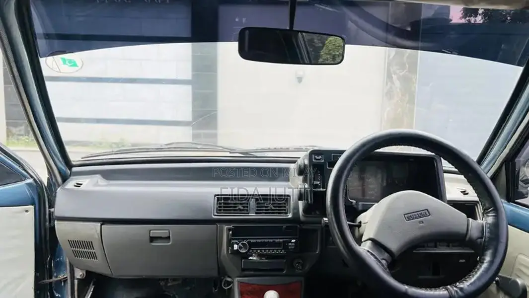 Suzuki Mehran VXR 2009 Compact Sedan