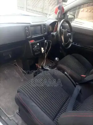 Alto Compact 2-Door Shower Vehicle Clean and Ready