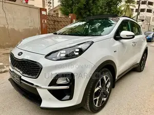 Kia Sportage AWD - Brand New Condition, Spotless Exterior