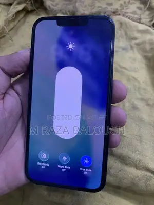 Apple iPhone 13 128GB Smartphone - Excellent Condition