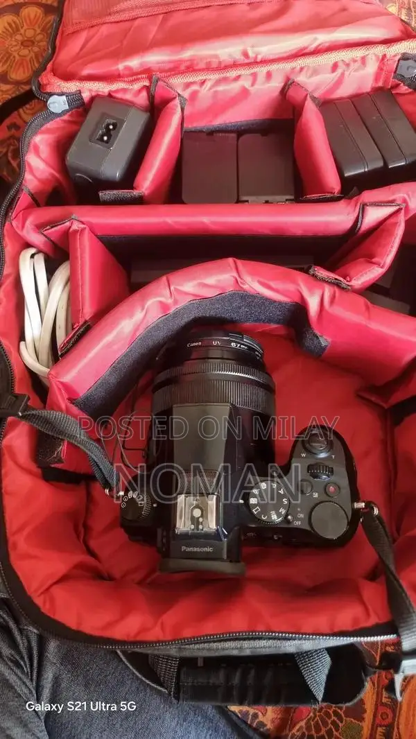 Professional Lens Kit with 3 Batteries and Charger