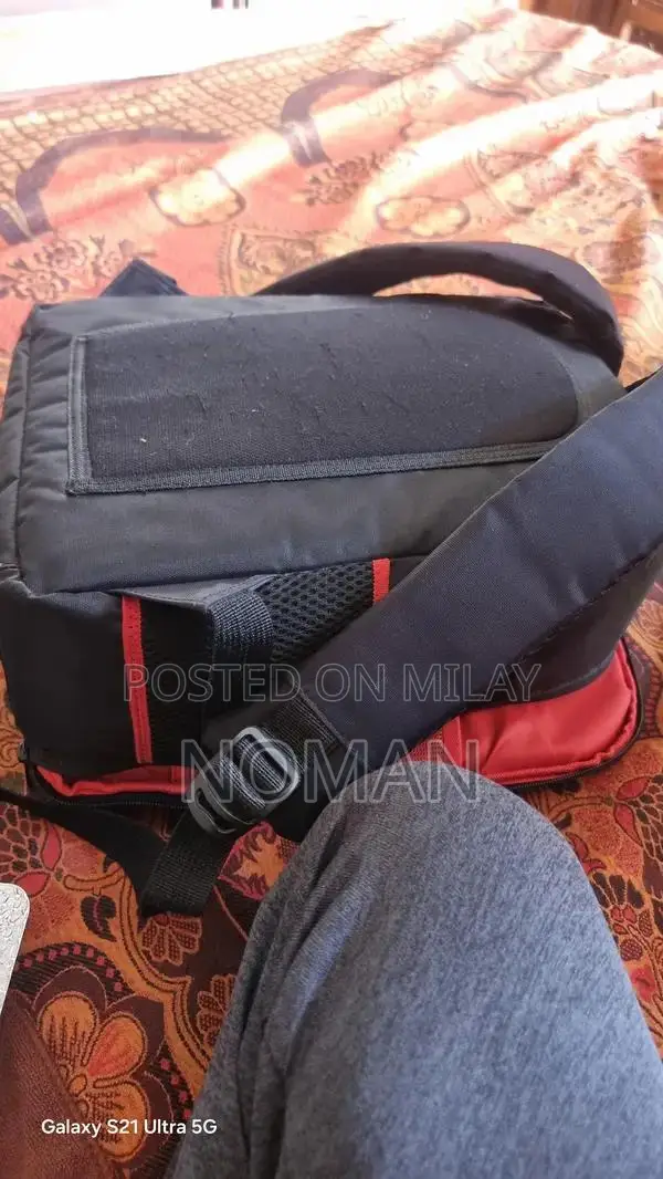 Professional Lens Kit with 3 Batteries and Charger