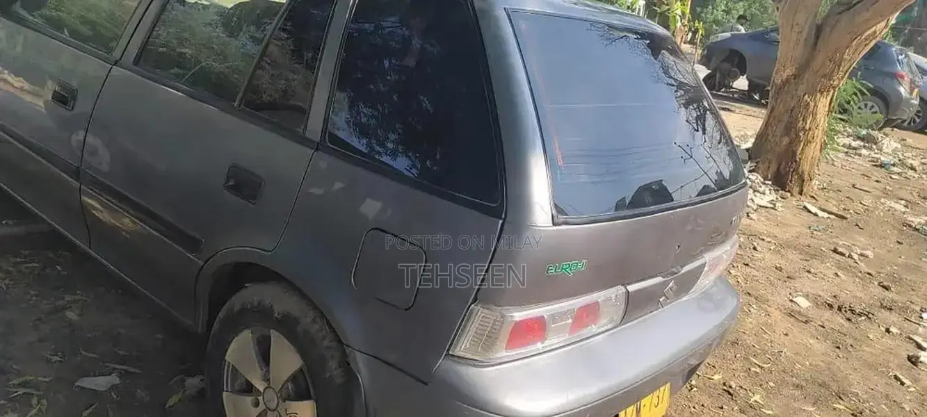 Suzuki Cultus VXR 2013 Compact Sedan