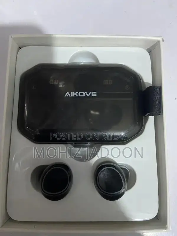 Fitness Tracking Smart Wearable Device with Multiple Health Monitoring