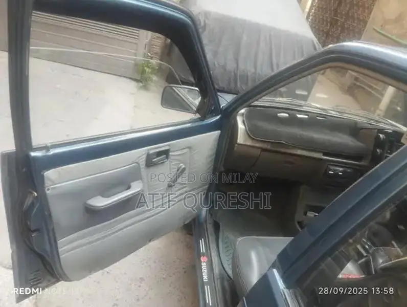 Chat Pilar Genian 2-Layer Vehicle with Alloy Rim and CNG Setup