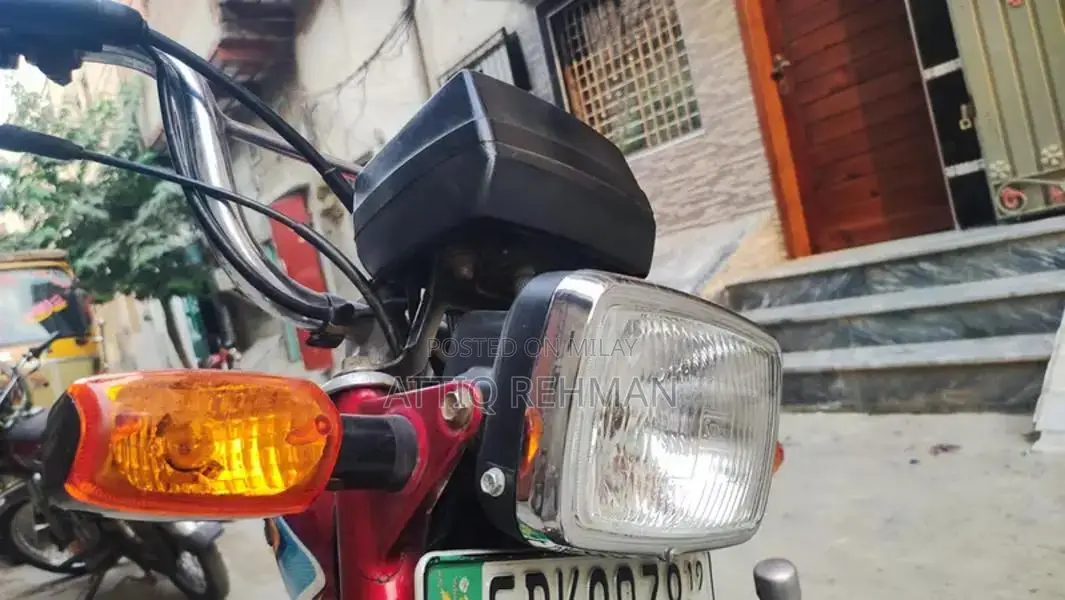 Honda CD 70 Motorcycle - 2019 Model Low Mileage Commuter Bike