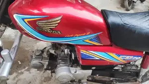 Honda CD 70 Motorcycle - 2019 Model Low Mileage Commuter Bike