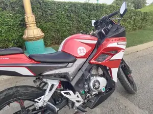 Super Power Leo 200cc Motorcycle in Excellent Condition