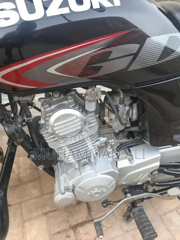 Suzuki GD 110 Motorcycle - 2023 Model with Biometric Option