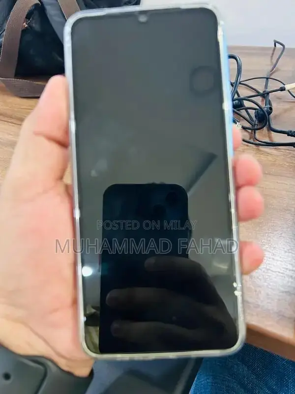 Realme Budget Smartphone with Dynamic RAM and Android 15