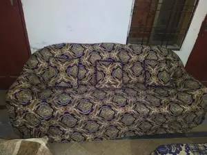 Photo - Comfortable 5-Seater Sofa Set with Cushions and Covers