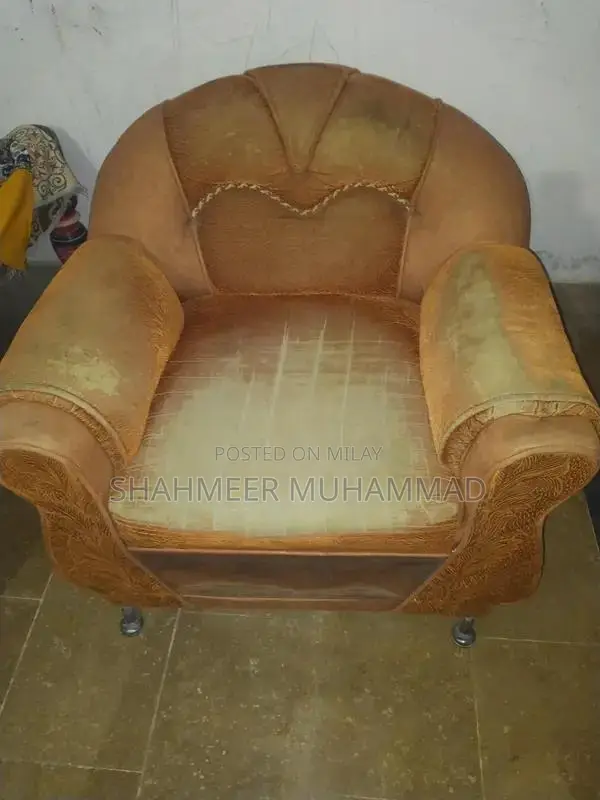 Comfortable 5-Seater Sofa Set with Cushions and Covers