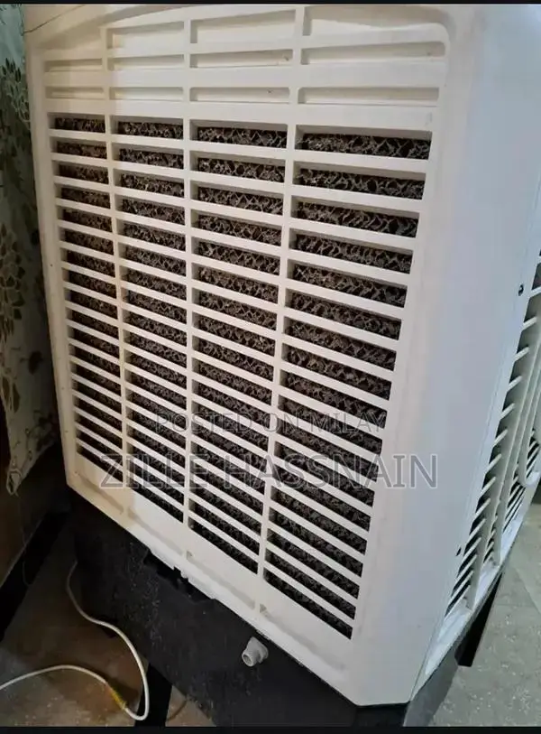 Portable Personal Air Cooler with Ice Packs - Cooling Solution