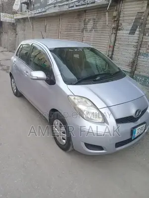 Toyota Vitz 2010 Compact Hatchback - Silver Automatic Import