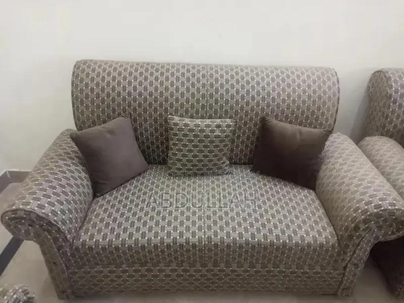 Spacious 7 Seater Sofa Set - Comfortable Living Room Furniture