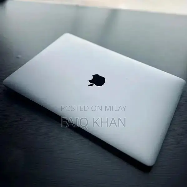 Apple MacBook Air M1 13-inch Laptop 256GB SSD