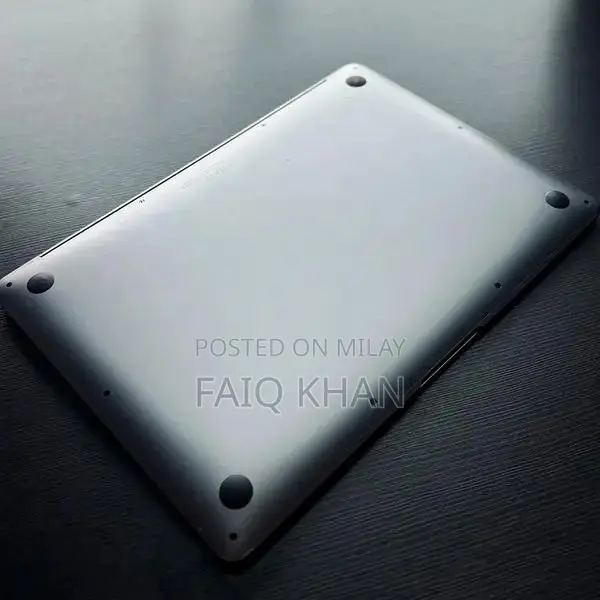 Apple MacBook Air M1 13-inch Laptop 256GB SSD