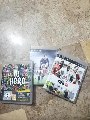 Photo - PS3 Games Bundle: DJ Hero and FIFA 12/16