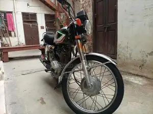 Photo - I Am Selling My Honda Cg 125 Model 2016 Pack Engine Bike