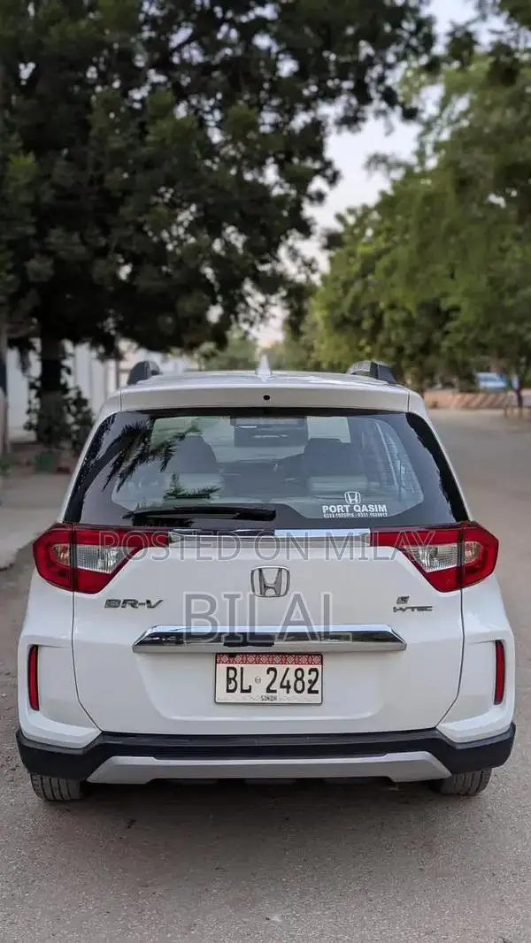Honda BR-V S Variant Compact SUV with Push Start