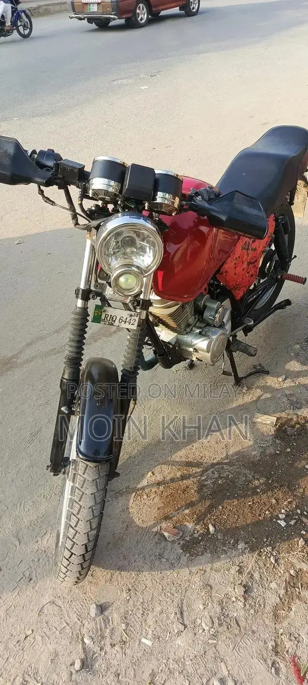 Master Sport 125 Motorcycle - 2014 Model Compact Sport Bike