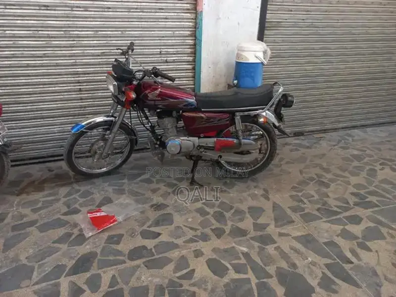 Honda CG 125 Motorcycle - 2020 Model Commuter Bike